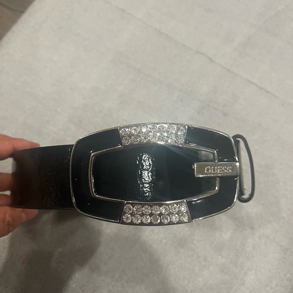 [L/L46”]Guess Black Belt with Silver Buckle and rhinestone Details NWOT